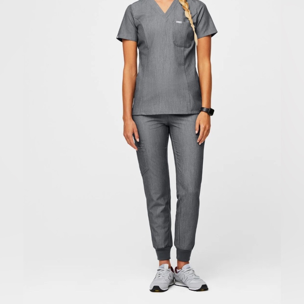 Figs Graphite Scrub Set